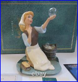 1992 WDCC Cinderella They Can't Stop Me From Dreaming Figurine With Box COA