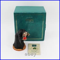 1995-96 Walt Disney Classics Collection Snow White Witch Take The Apple Dearie