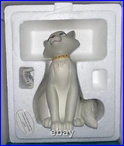 2 WDCC Walt Disney Classics Aristocats Duchess & Thomas O'Malley The Alley Cat