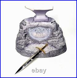 2001 WDCC Sword in the Stone Figurine Limited Edition 680/700 NEW Box COA