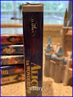 Alice In Wonderland Walt Disney VHS Black Diamond Classics Clamshell IGS 9.0/9.0