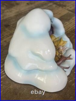 Bambi Long Winters Nap Flower Walt Disneys Classics Collection Figurine WDCC