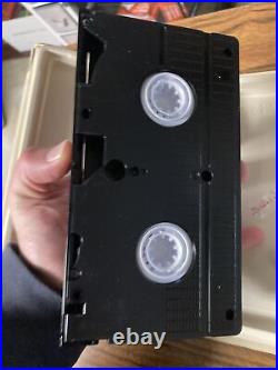CINDERELLA hologram WALT DISNEY used VHS movie THE CLASSICS as is BLACK DIAMOND