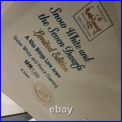 Defective Wdcc Snow White And The Seven Dwarfs A Kiss Brings Love A Prin G3d
