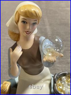 Disney Classics Collection Cinderella They Can't Stop Me From Dreaming COA BOX