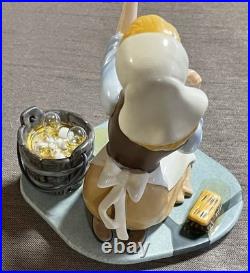 Disney Classics Collection Cinderella They Can't Stop Me From Dreaming COA BOX