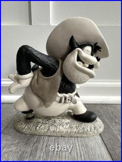 Disney Classics Collection Peg Leg Pete Two Gun Mickey Ornery Outlaw