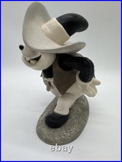 Disney Classics Collection Peg Leg Pete Two Gun Mickey Ornery Outlaw