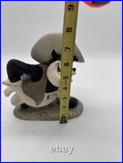 Disney Classics Collection Peg Leg Pete Two Gun Mickey Ornery Outlaw