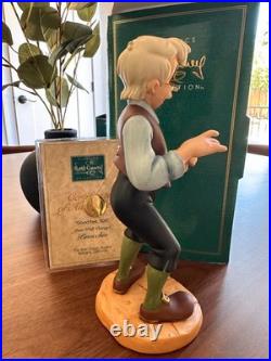 Disney Classics Collection Pinocchio'Good-bye Son' Geppetto Ceramic Figurine Disney Classics Collection Pinocchio'Good-bye Son' Geppetto Ceramic Figurine