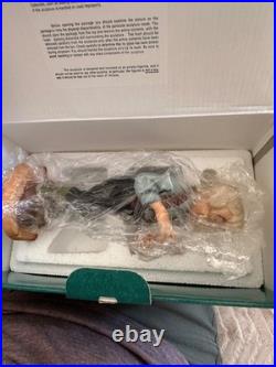 Disney Classics Collection Pinocchio'Good-bye Son' Geppetto Ceramic Figurine