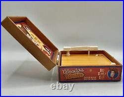 Disney Pixar WDCC Toy Story Woody's Round-Up Record Player Base /b