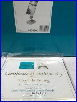 Disney WDCC A FAIRY TALE ENDING Snow White & Prince 4024300 withBox & COA