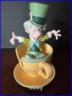 Disney WDCC Alice In Wonderland A Mad Hatter Whirl Tea Party Cup Figurine 566/75