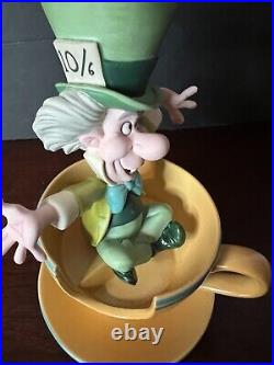 Disney WDCC Alice In Wonderland A Mad Hatter Whirl Tea Party Cup Figurine 566/75