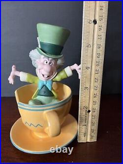 Disney WDCC Alice In Wonderland A Mad Hatter Whirl Tea Party Cup Figurine 566/75