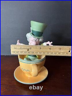 Disney WDCC Alice In Wonderland A Mad Hatter Whirl Tea Party Cup Figurine 566/75