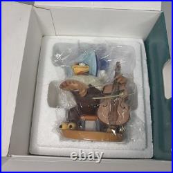 Disney WDCC Clara Cluck -Bravo Bravissimo Symphony Hour COA