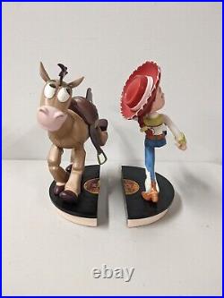 Disney WDCC Toy Story 2 Jessie & Bullseye withRecord Base Figurine Set