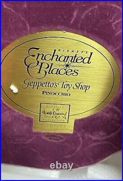 Disney's Enchanted Places Geppetto's Toy Shop Walt Disney Classic Collection