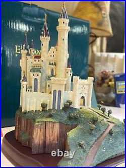 Enchanted Places Castel Disney Ornament Sleeping Beauty's Castle Walt Disney