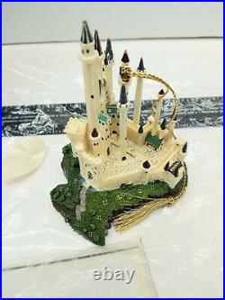 Enchanted Places Classics Walt Disney Collection Sleeping Beauty's Castle with COA