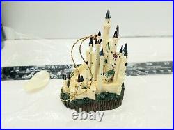 Enchanted Places Classics Walt Disney Collection Sleeping Beauty's Castle with COA