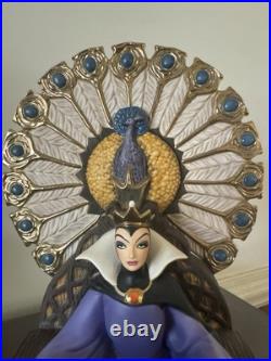Enthroned Evil Evil Queen figurine WDCC (Walt Disney Classics Collection)