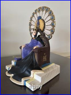 Enthroned Evil Evil Queen figurine WDCC (Walt Disney Classics Collection)