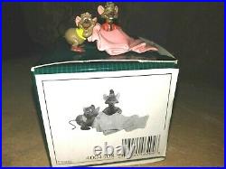 JAQ AND GUS WDCC ENCHANTED PLACES TINY TAILORS MINIATURE, MINT, NEW withCOA, BOX