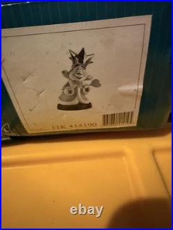 King Of Hearts Walt Disney Classics Figurine And The King Alice In Wonderland