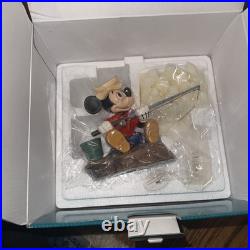 Lot of 7 Walt Disney Classic Collection Figures