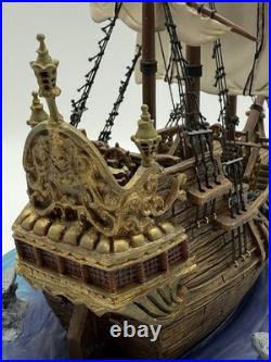 MINT! WDCC Walt Disney Enchanted Places The Jolly Roger Ship Peter Pan COA & Box