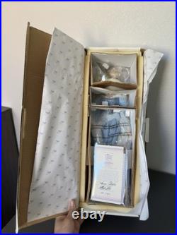NEW! WALT DISNEY'S SLEEPING BEAUTY, Classic Porcelain Collector Doll LE 90/500