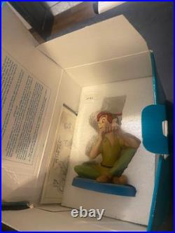 Peter Pan Forever Young Figurine 2005 Walt Disney Classics Collection 4002444 Peter Pan Forever Young Figurine 2005 Walt Disney Classics Collection 4002444