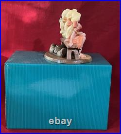 RARE NOS WALT DISNEY CLASSIC COLLECTION SITTING PRETTY BEAUTY & BEAST withO. B