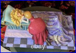 RARE WDCC Sleeping Beauty Love's First Kiss LE 783/1959 BOX/COA REPAIRED