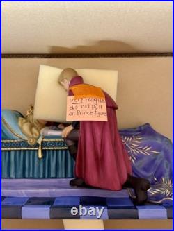 RARE WDCC Sleeping Beauty Love's First Kiss LE 783/1959 BOX/COA REPAIRED RARE WDCC Sleeping Beauty Love's First Kiss LE 783/1959 BOX/COA REPAIRED