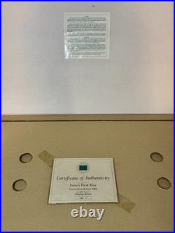 RARE WDCC Sleeping Beauty Love's First Kiss LE 783/1959 BOX/COA REPAIRED RARE WDCC Sleeping Beauty Love's First Kiss LE 783/1959 BOX/COA REPAIRED