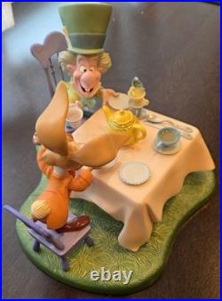 Rare WDCC Alice In Wonderland A Mad Whirl Mad Hatter& March Hare Ltd Edit 8/750
