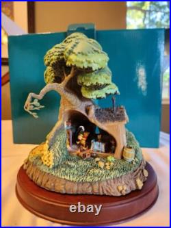 Vintage WDCC Winnie the Pooh Enchanted House PRISTINE Condition with COA
