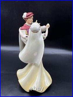 Vintage Walt Disney WDCC Snow White & Prince Charming A Dance Among The Stars