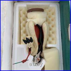 WDCC 101 Dalmatians' Cruella De Vil Anita, daahling! With Promo Postcard & Info WDCC 101 Dalmatians' Cruella De Vil Anita, daahling! With Promo Postcard & Info