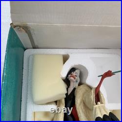 WDCC 101 Dalmatians' Cruella De Vil Anita, daahling! With Promo Postcard & Info