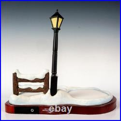 WDCC 2000 Disney's Pluto's Christmas Tree Lamppost Base in Box Large RARE