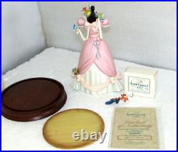 WDCC A LOVELY DRESS FOR CINDERELLY CINDERELLA DRESS With MINIATURES LE 4359/5000