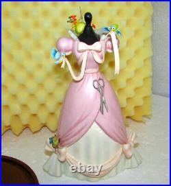 WDCC A LOVELY DRESS FOR CINDERELLY CINDERELLA DRESS With MINIATURES LE 4359/5000