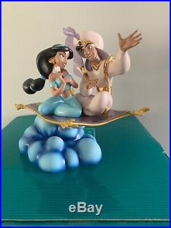 WDCC A WHOLE NEW WORLD New With Box & COA Aladdin & Jasmine