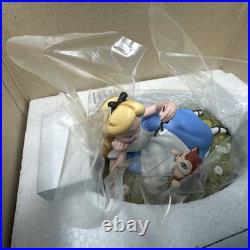WDCC Alice And Dinah Riverbank Reverie Figurine In Wonderland 4007375 New