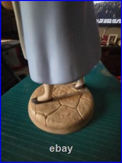 WDCC Belle Dreaming Of A Great Wide Somewhere 10th Anniversary 2001